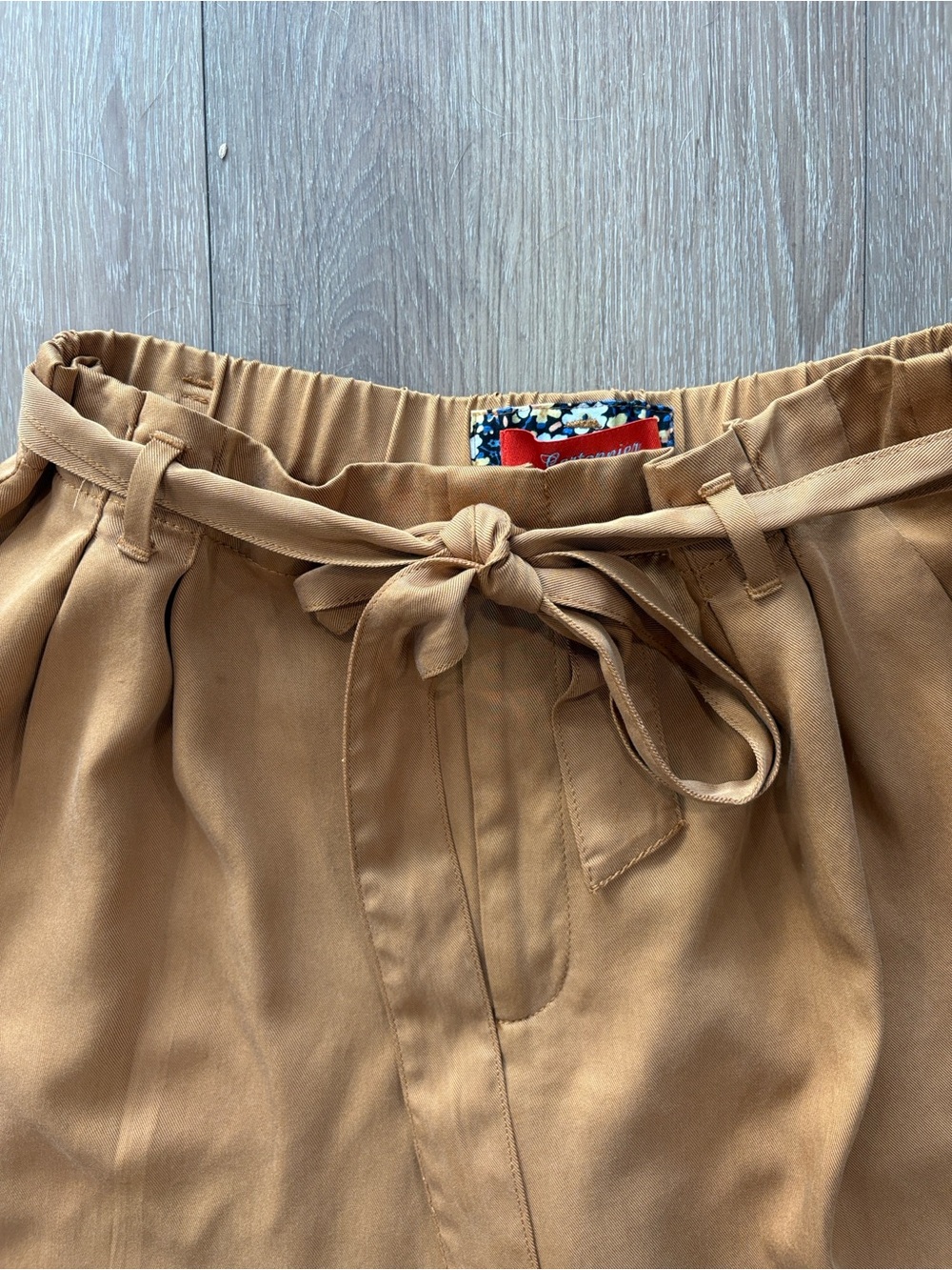Cartonnier Tie-Waist Cropped Ankle Pants in Camel Brown - Picture 3 of 5